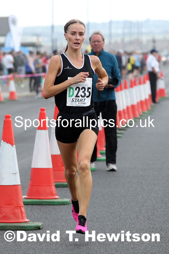 Senior womens 4 stage relay, 2021 Northern 6 and 4 Stage and Young Athletes Road Relays, Redcar. Photo: David T. Hewitson/Sports for All Pics